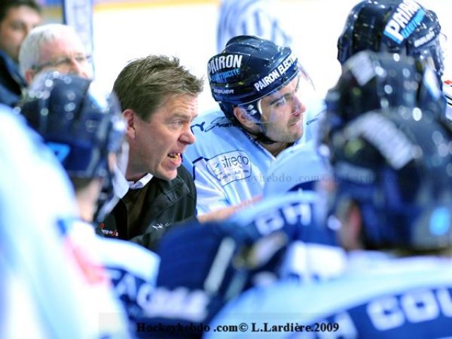 Photo hockey match Grenoble  - Angers  le 08/12/2009