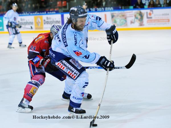 Grenoble  7 - 2 Angers 