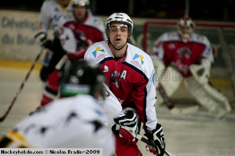 Briançon  1 - 3 Rouen