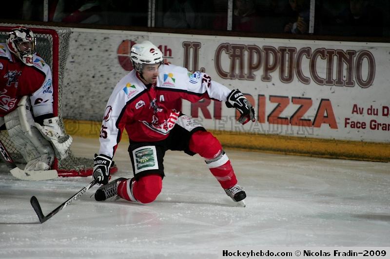 Briançon  1 - 3 Rouen