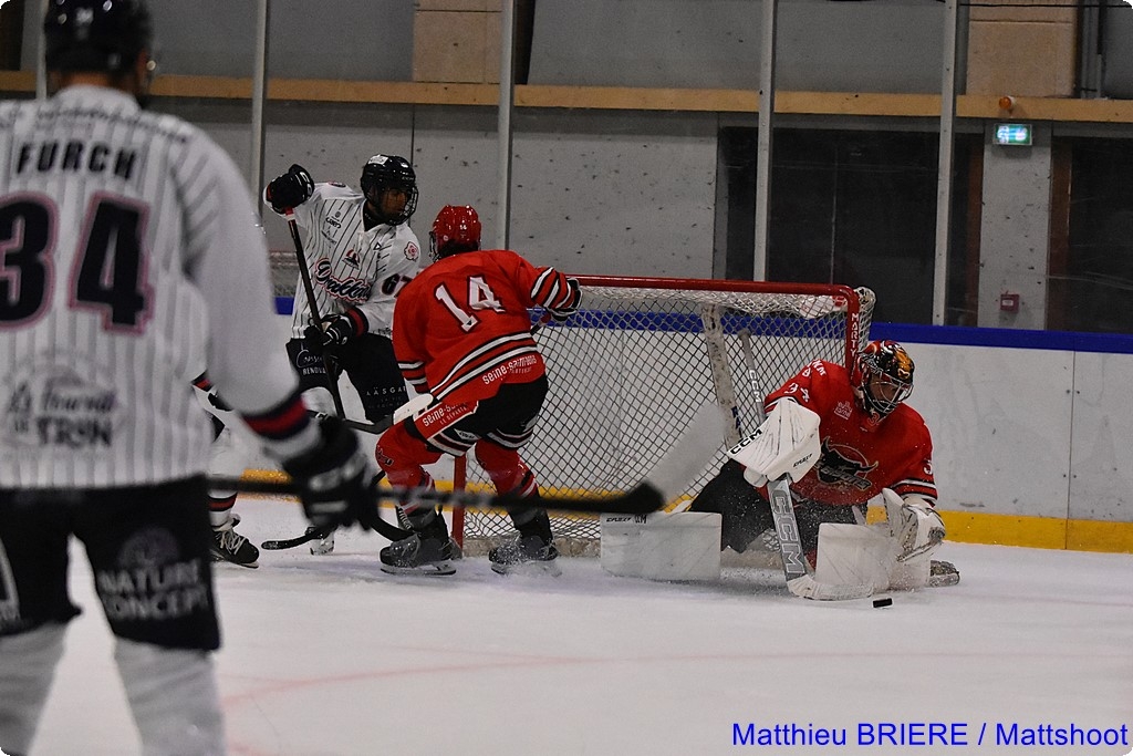 Neuilly/Marne 3 - 1 Caen 