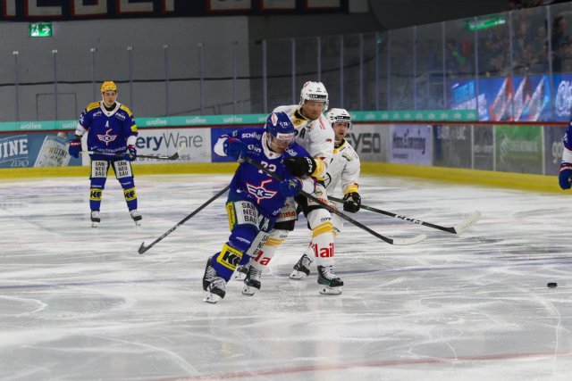 Photo hockey match Kloten - Lugano le 18/09/2026