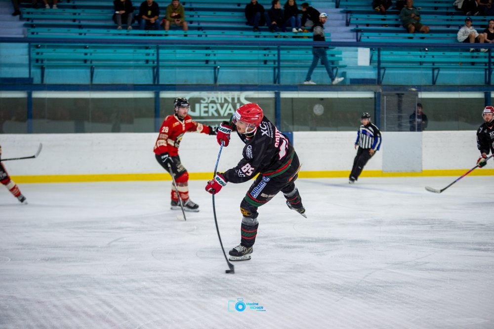Mont-Blanc 4 - 2 Morzine-Avoriaz
