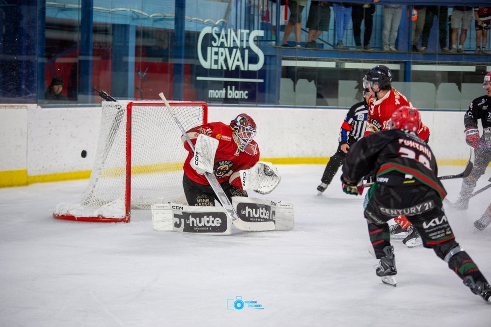 Mont-Blanc 4 - 2 Morzine-Avoriaz