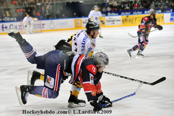 Grenoble  3 - 2 Rouen