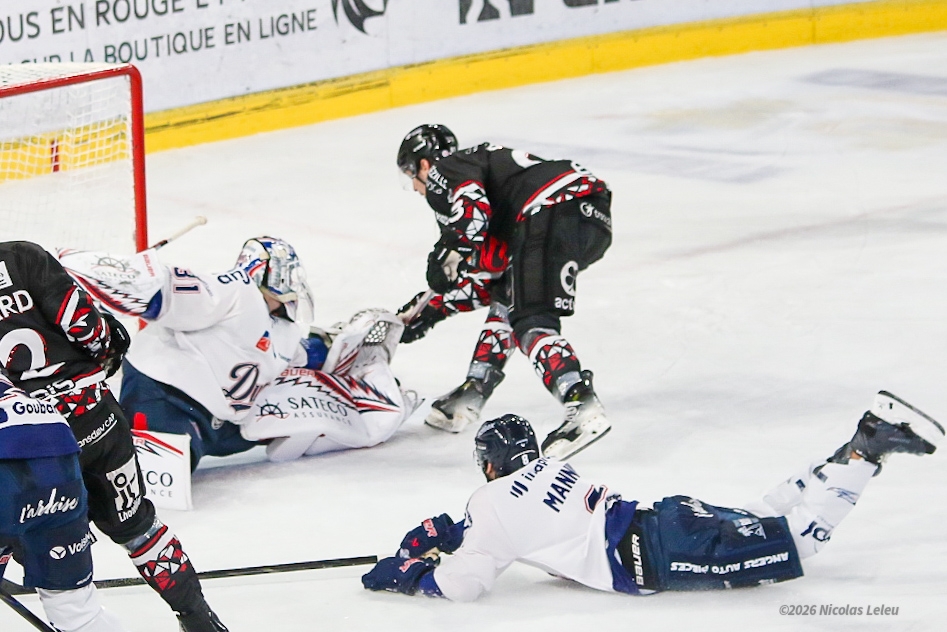 Amiens  2 - 3 Angers 