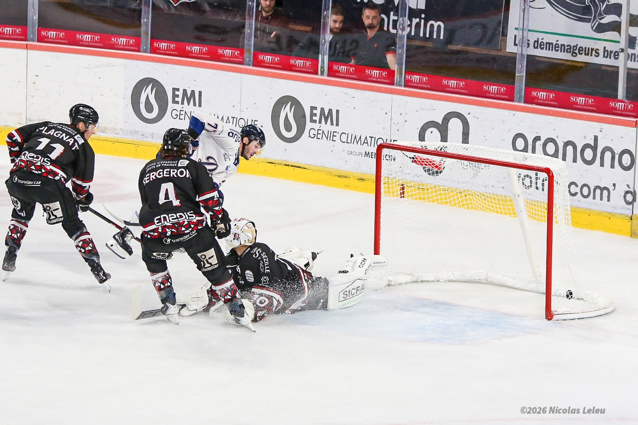 Amiens  2 - 3 Angers 