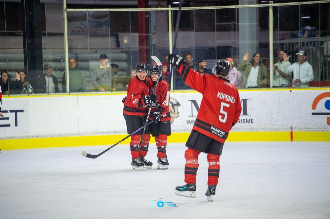 Chamonix  6 - 4 Cergy-Pontoise