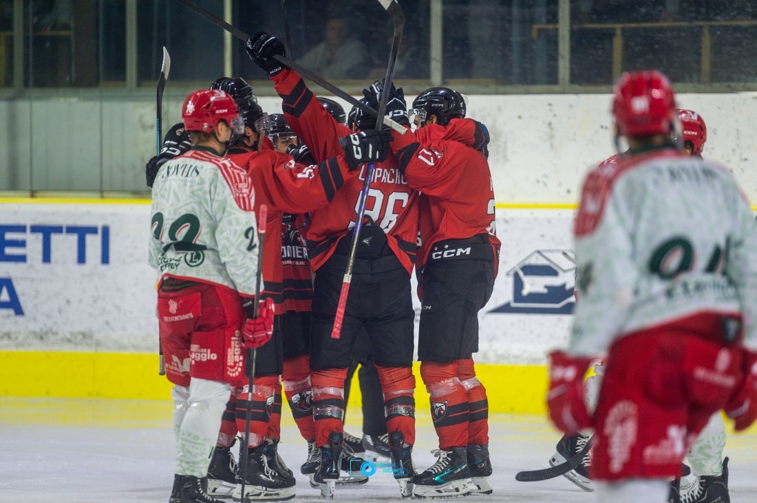 Chamonix  6 - 4 Cergy-Pontoise