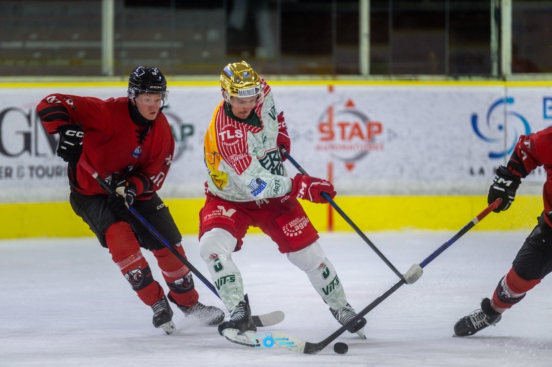 Chamonix  6 - 4 Cergy-Pontoise
