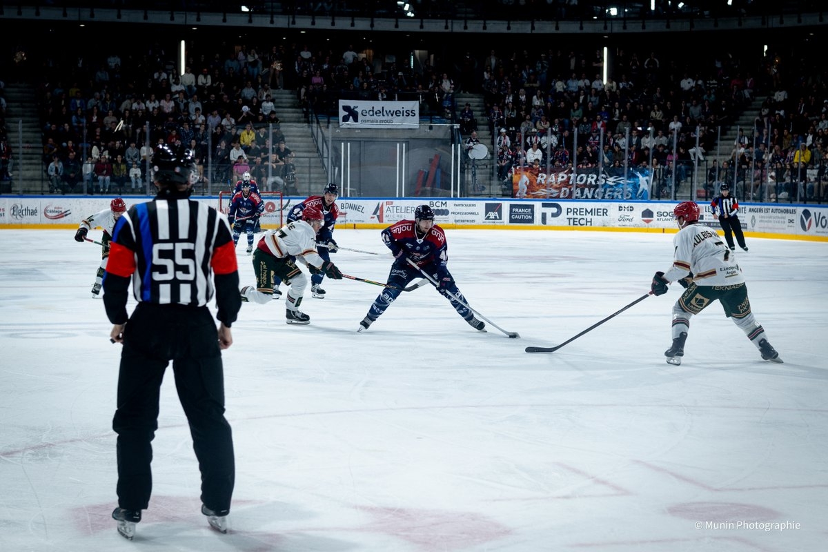 Angers  6 - 1 Anglet