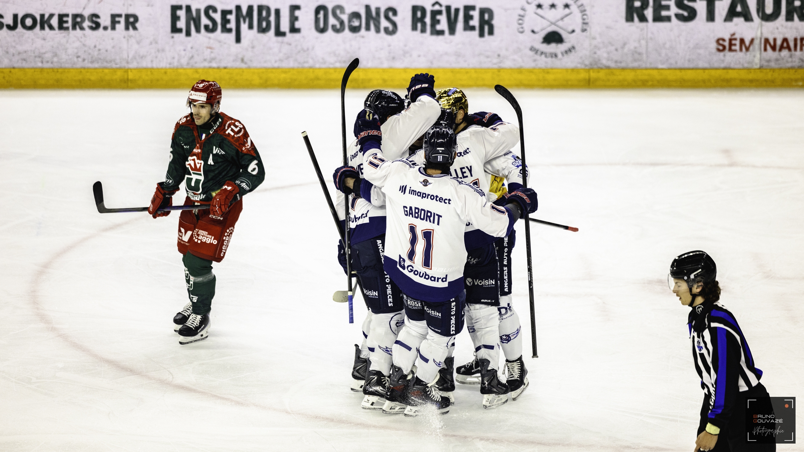 Cergy-Pontoise 3 - 6 Angers 