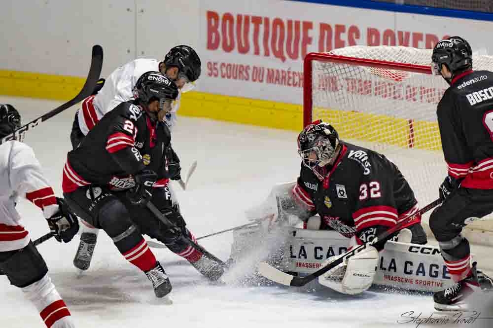 Bordeaux 8 - 1 Chamonix 