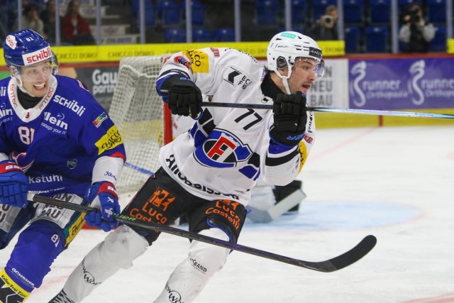 Photo hockey match Kloten - Fribourg le 02/10/2026
