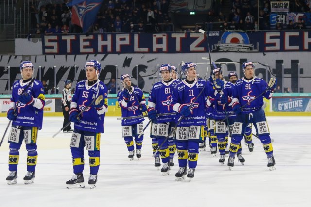 Photo hockey match Kloten - Fribourg le 02/10/2026