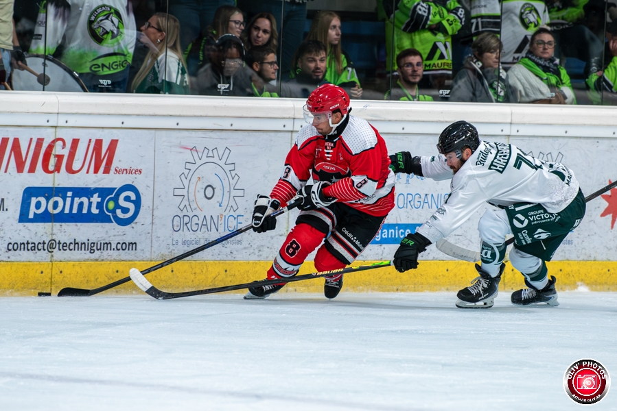 Neuilly/Marne 4 - 3 Epinal 