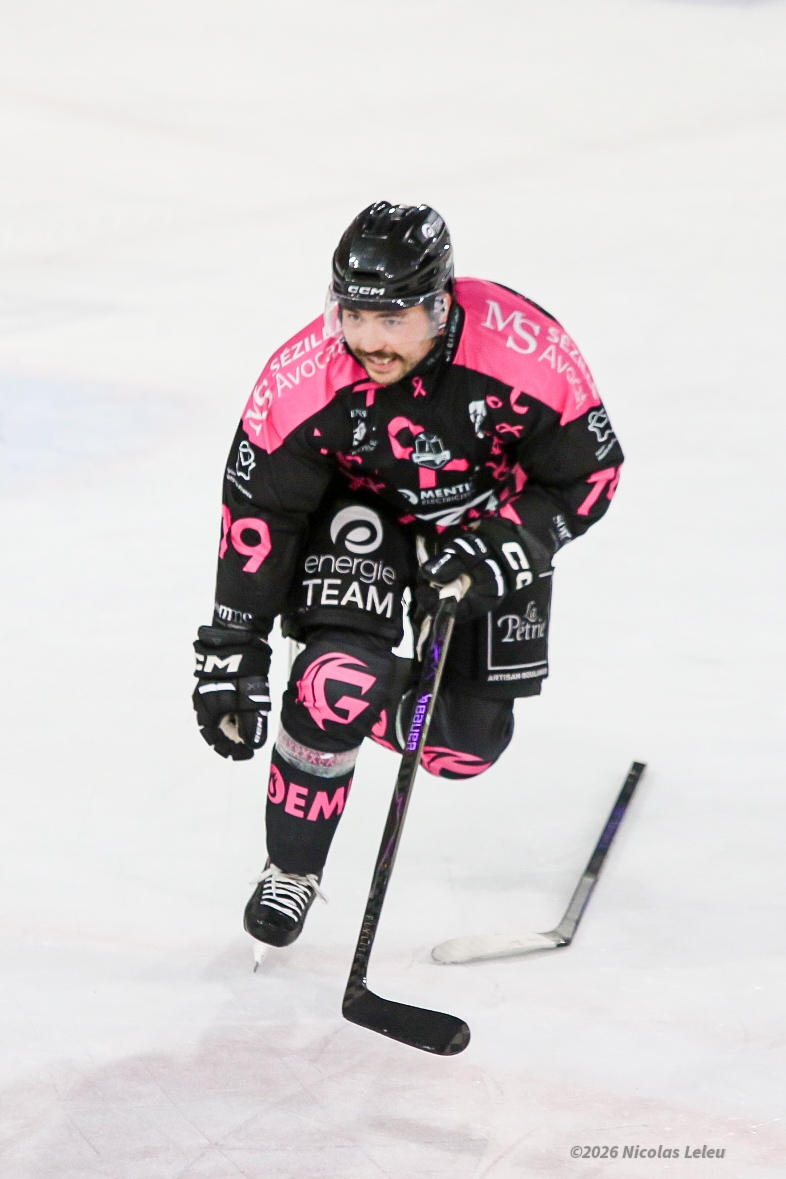 Amiens  2 - 1 Cergy-Pontoise
