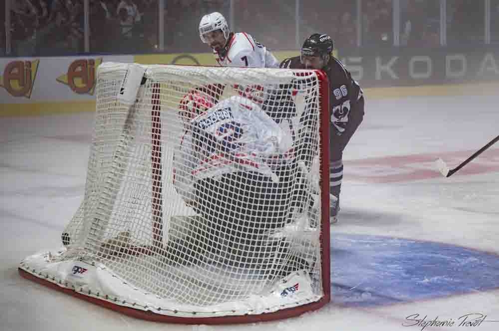 Bordeaux 2 - 5 Pardubice