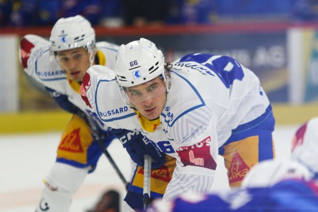 Photo hockey match Kloten - Zug le 11/10/2026