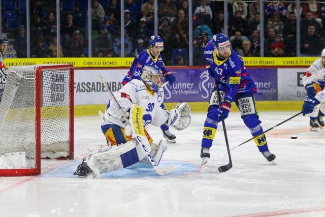 Photo hockey match Kloten - Zug le 11/10/2026