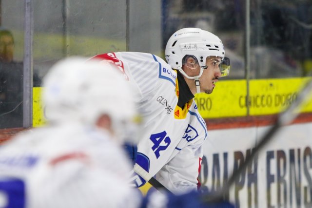 Photo hockey match Kloten - Zug le 11/10/2026