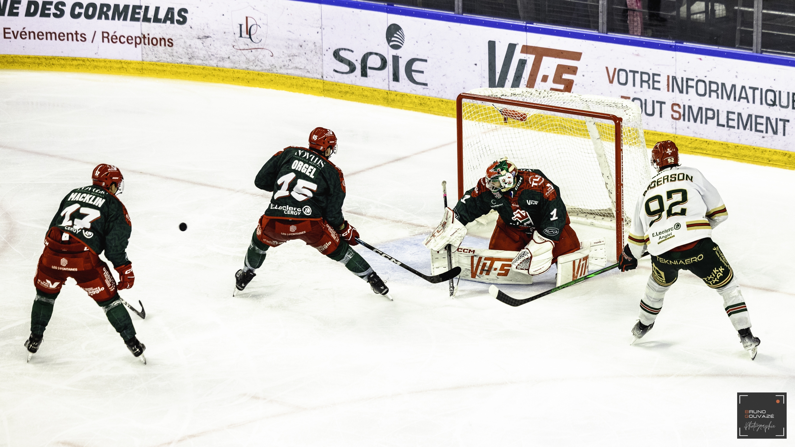 Cergy-Pontoise 5 - 2 Anglet