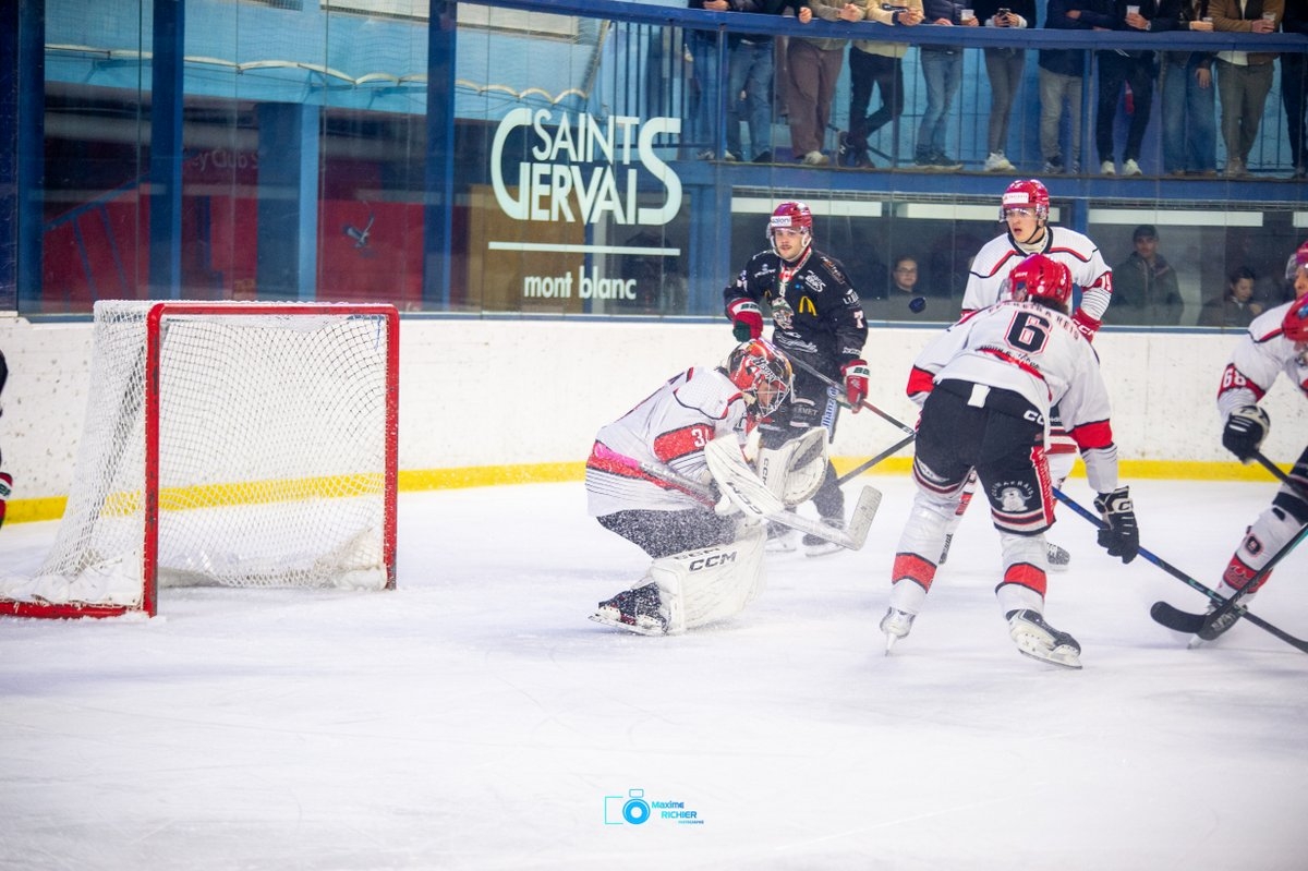 Mont-Blanc 2 - 3 Neuilly/Marne