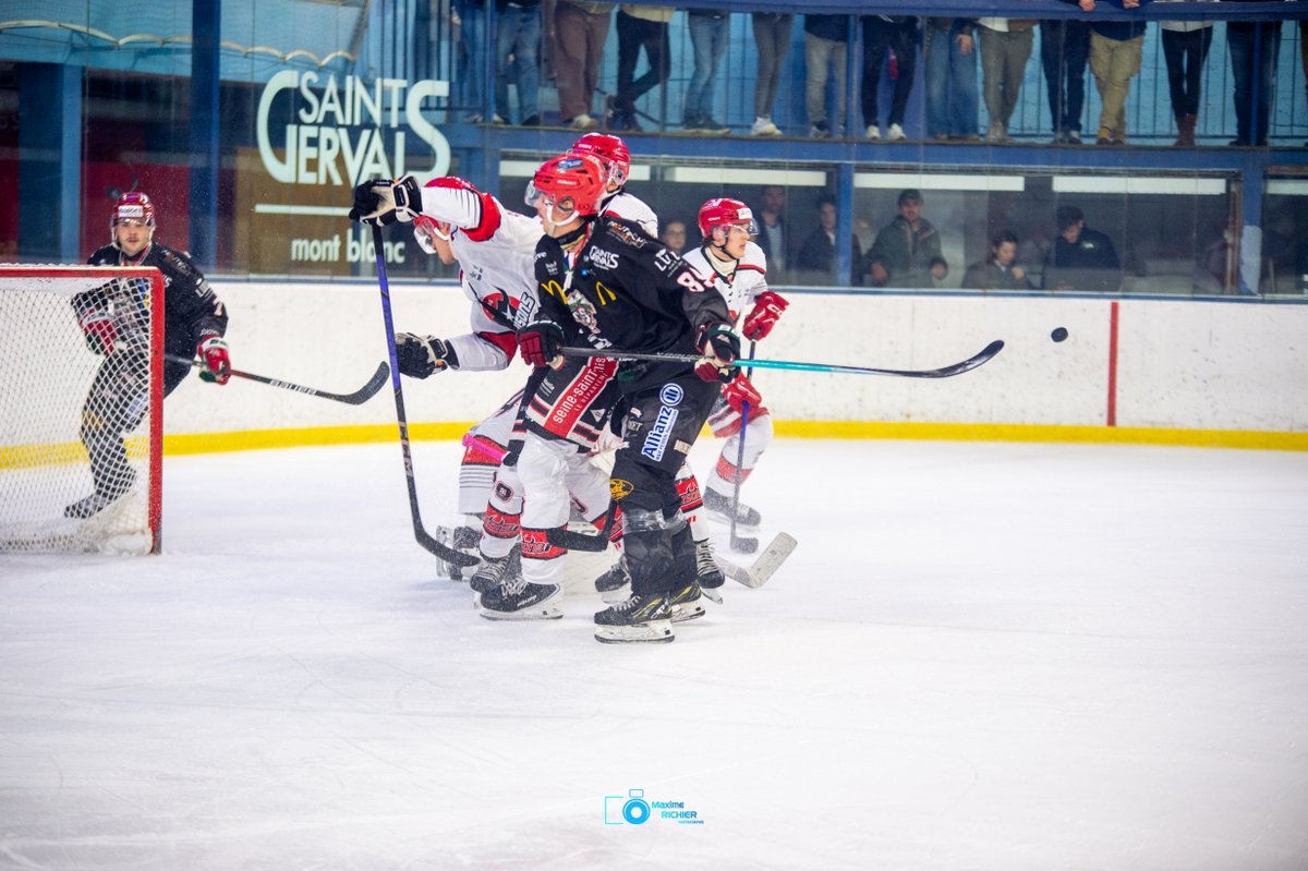 Mont-Blanc 2 - 3 Neuilly/Marne