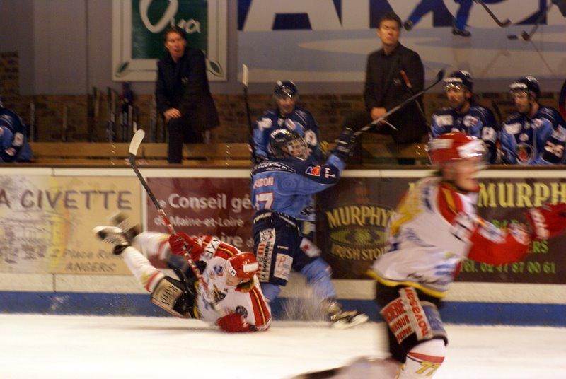 Angers  5 - 2 Morzine-Avoriaz
