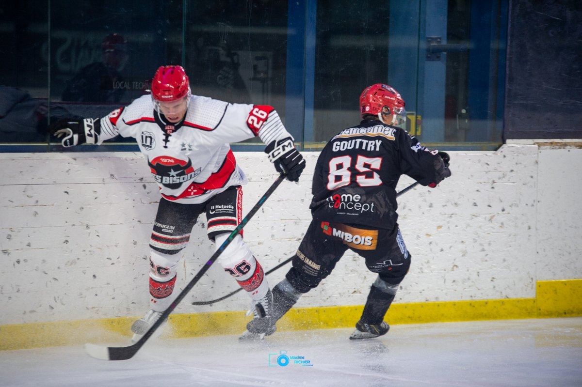 Mont-Blanc 2 - 3 Neuilly/Marne