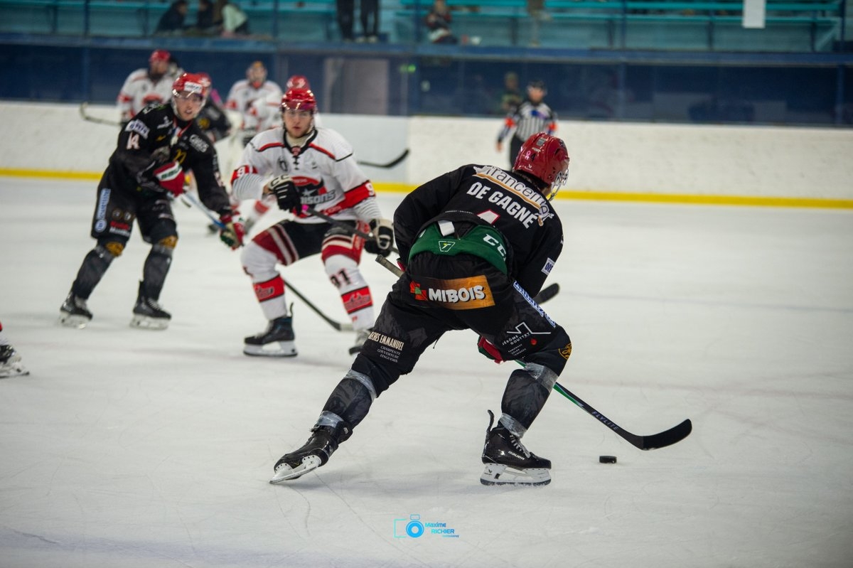 Mont-Blanc 2 - 3 Neuilly/Marne