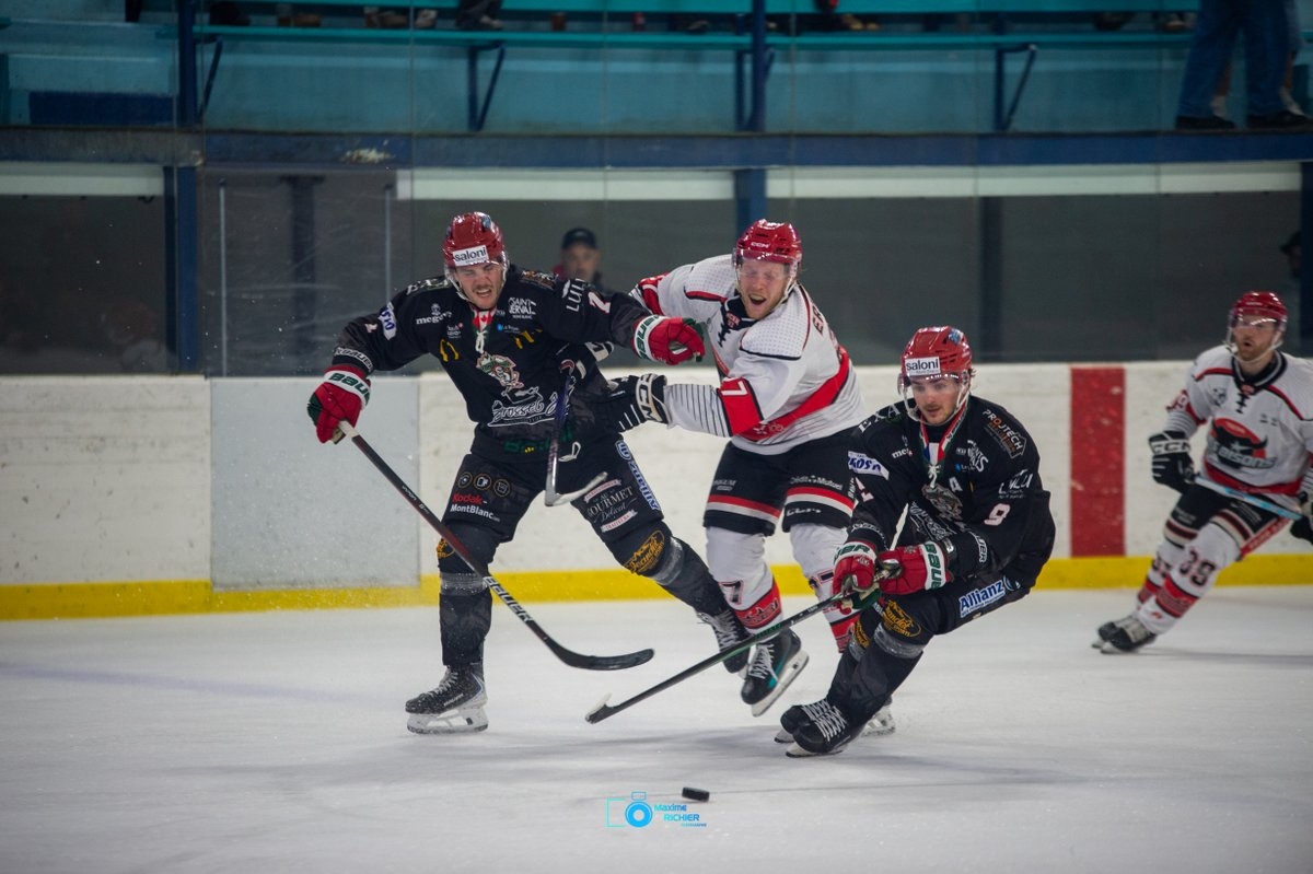 Mont-Blanc 2 - 3 Neuilly/Marne