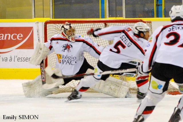 Photo hockey match Dijon  - Briançon  le 12/12/2009