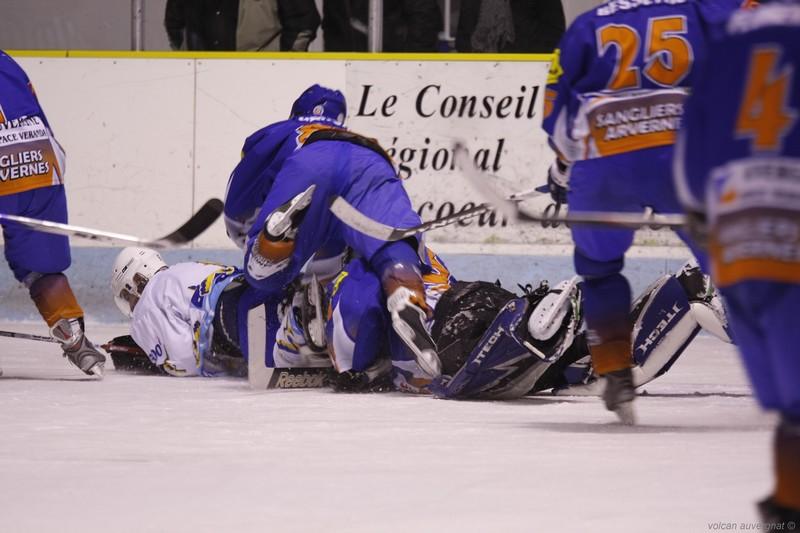 Clermont-Ferrand 3 - 5 Dunkerque