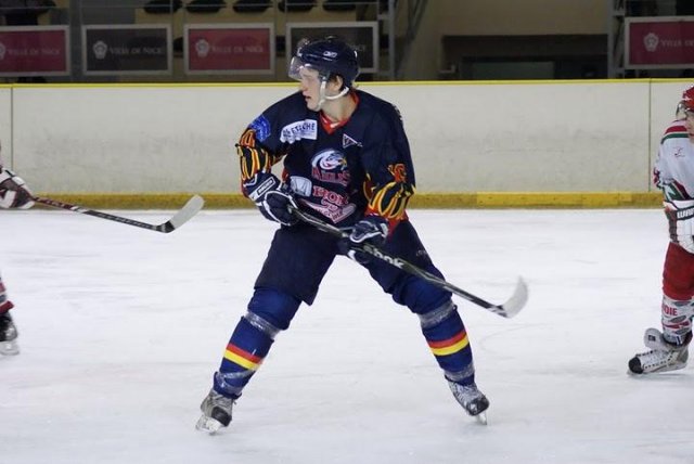 Photo hockey match Nice - Courbevoie  le 19/12/2009