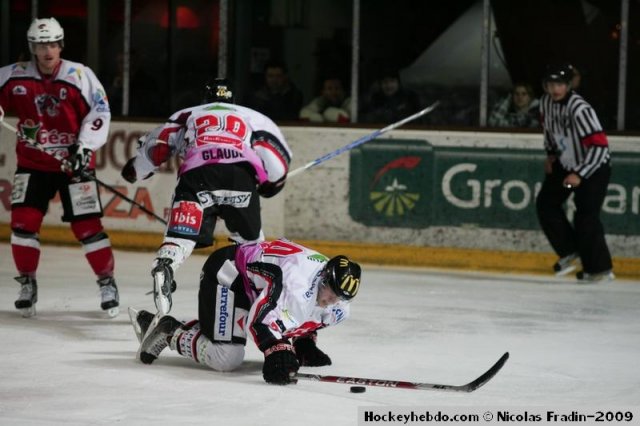 Photo hockey match Briançon  - Amiens  le 23/12/2009
