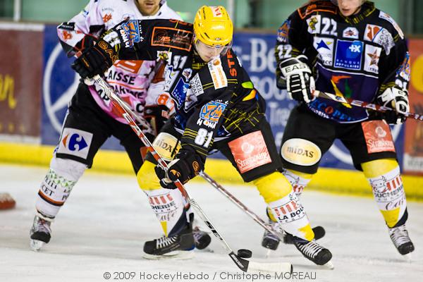 Strasbourg  3 - 1 Amiens 