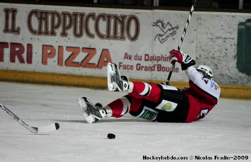 Briançon  5 - 2 Neuilly/Marne