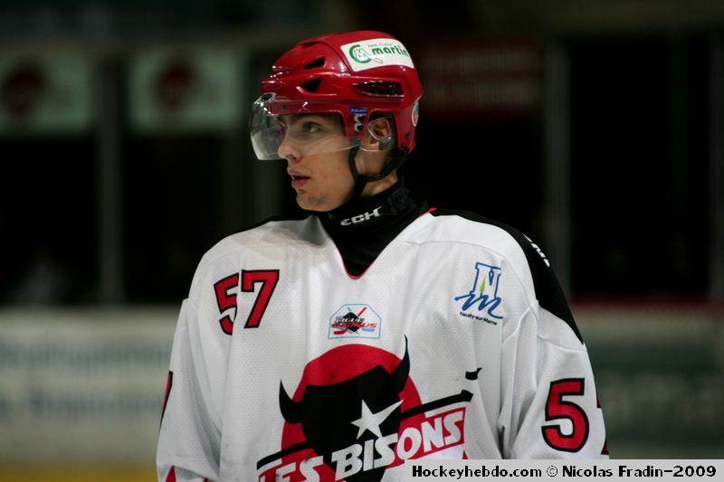 Briançon  5 - 2 Neuilly/Marne