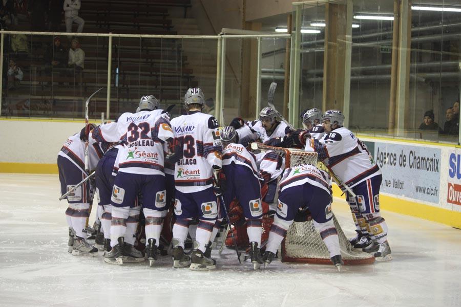 Chamonix  3 - 1 Grenoble 