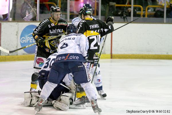 Rouen 2 - 1 Angers 