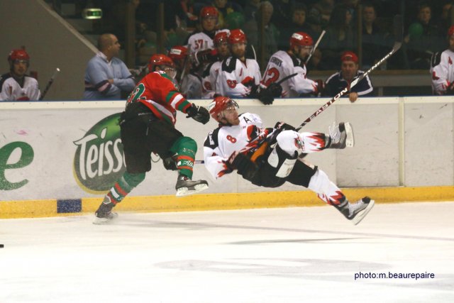 Photo hockey match Mont-Blanc - Neuilly/Marne le 29/12/2009