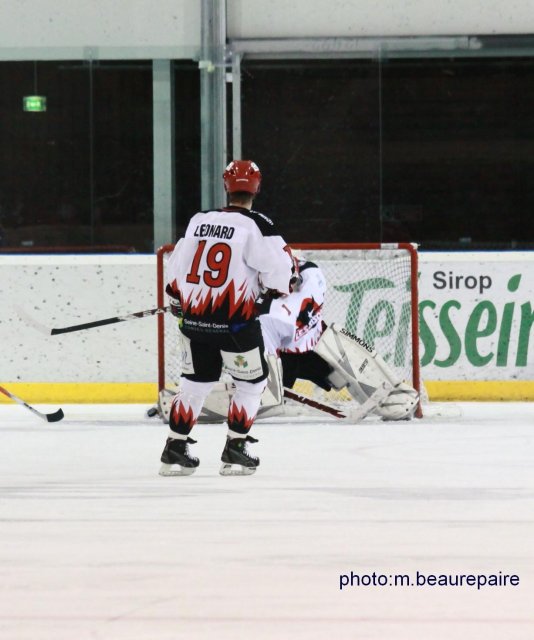 Photo hockey match Mont-Blanc - Neuilly/Marne le 29/12/2009