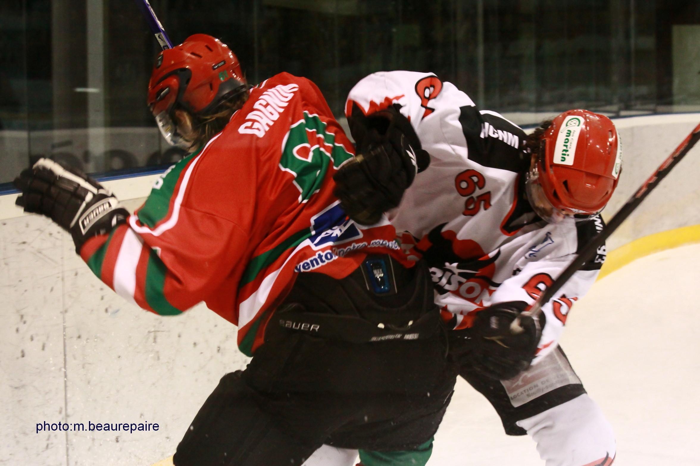 Mont-Blanc 6 - 4 Neuilly/Marne