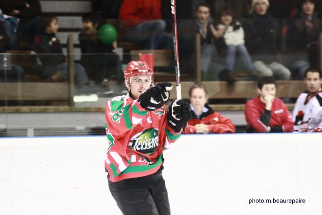 Photo hockey match Mont-Blanc - Neuilly/Marne le 29/12/2009
