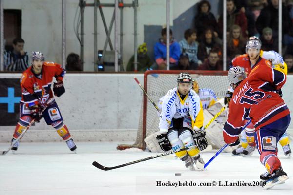 Grenoble  4 - 6 Rouen