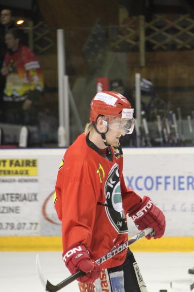 Morzine-Avoriaz 3 - 2 Chamonix 
