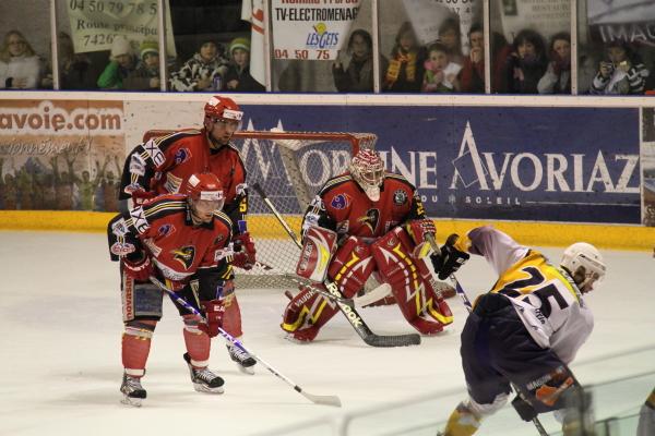 Morzine-Avoriaz 3 - 2 Chamonix 