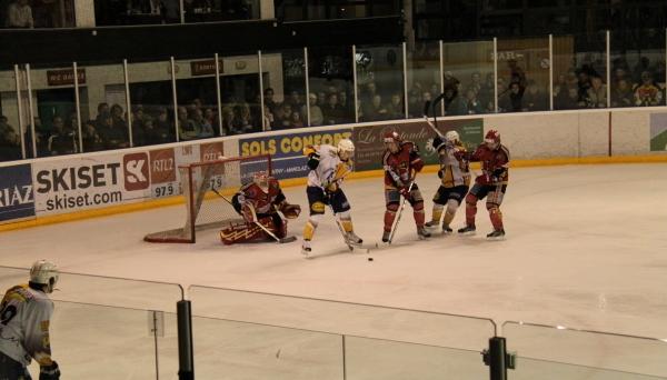 Morzine-Avoriaz 3 - 2 Chamonix 