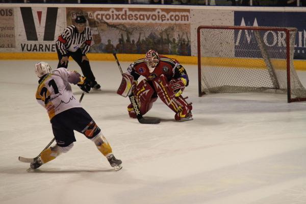 Morzine-Avoriaz 3 - 2 Chamonix 